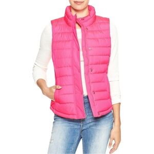 GAP Warmest Quilted Vest Women's Medium Neon‎ Pink Puffer Zip Up Lightweight